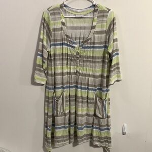 APT Designs Polyester Viscose dress with pockets, made in India, Size Large